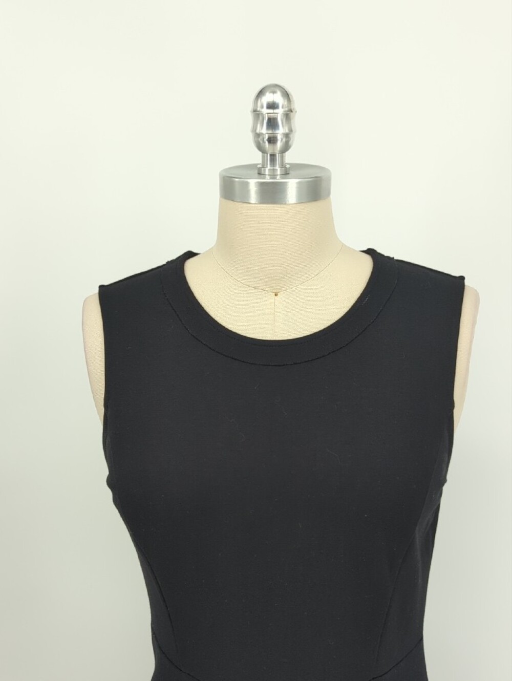 00061 Kobi Embroidered Eyelet Dress Black size 6 preppy cocktail Business casual - Picture 3 of 7